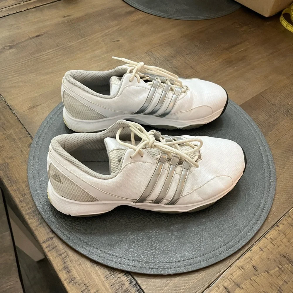 Adidas EVG-791003 Golf Shoes Traxion‎ White Gray Leather Size US 7.5 Mens Cleats